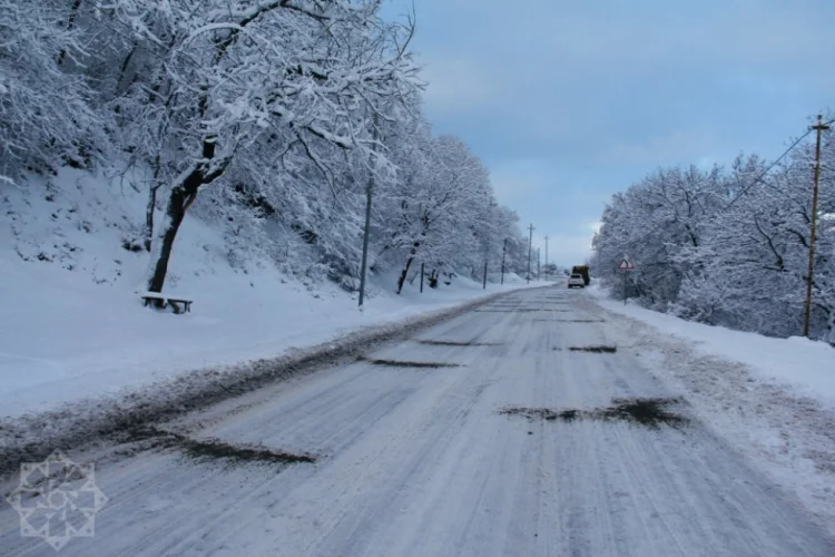 Ağsu dolayları yenidən buz bağlayıb