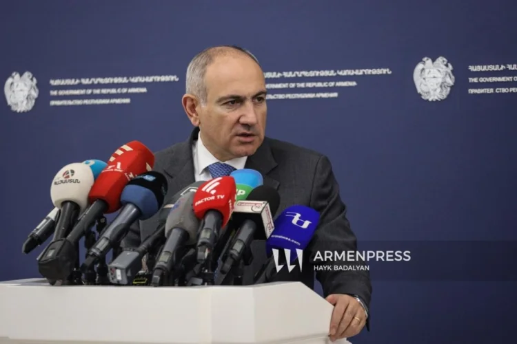 Nikol Paşinyan: II Qaregini istefa verməyə məcbur edəcəyik