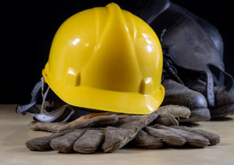 Sumqayıtda zavodda boru partlayıb, bir nəfər xəsarət alıb