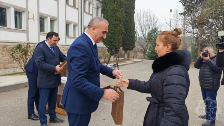 Ağdərənin dörd kəndinə köç karvanı yola salınıb YENİLƏNİB