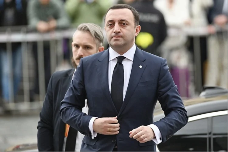 Gürcüstanın keçmiş baş naziri Qaribaşviliyə 5 il iş verdilər