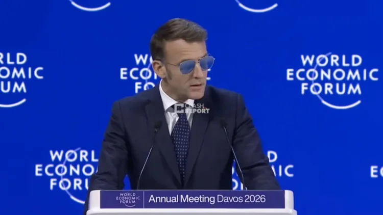 Makron Davosda günəş eynəyində çıxış etdi