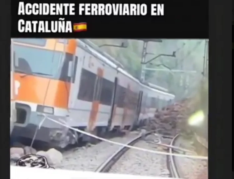 İspaniyada daha bir qatar relsdən çıxdı FOTO