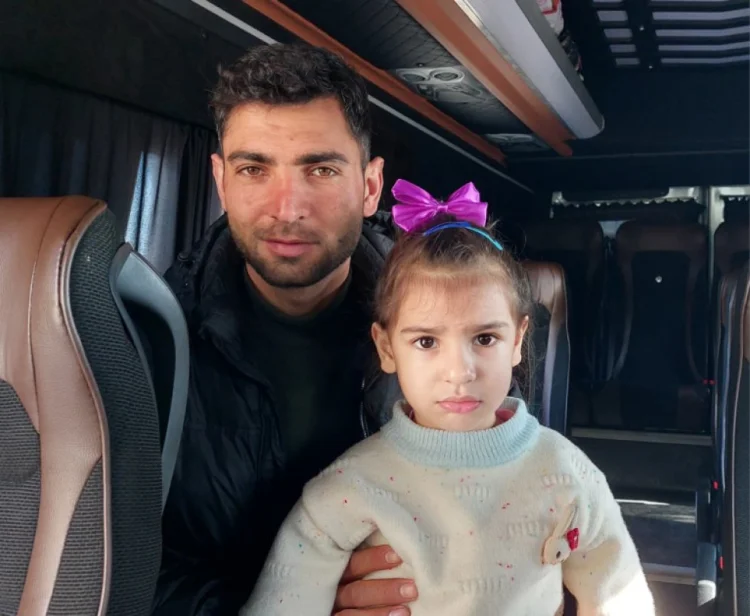 Növbəti köç karvanı Həsənriz kəndinə çatıb