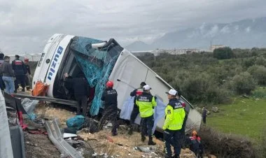 Antalyada sərnişin avtobusu aşıb, 9 nəfər ölüb