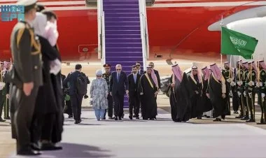 Ərdoğan rəsmi səfərlə Səudiyyə Ərəbistanına gəlib