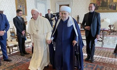 Şeyx Papa XIV Leonun şəxsi dəvəti ilə Vatikana gedir