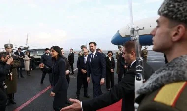 "Forbes": Azərbaycan Strateji Körpüyə çevrilir