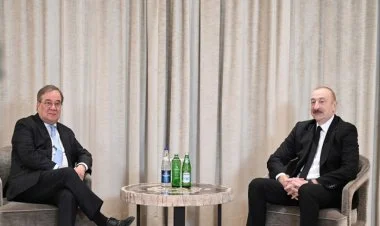 Bundestaqın xarici siyasət komitəsinin sədri ilə görüş