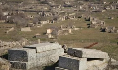 Qərbi Azərbaycanda 740 müsəlman qəbiristanlığının yeri