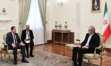 Pezeşkian Azərbaycan və Ermənistan arasında sülhdən danışıb
