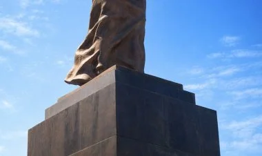 Fransa səfirliyi Azərbaycana başsalığı verib