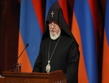 Katolikos II Qareginin ölkədən çıxışına stop qoyuldu