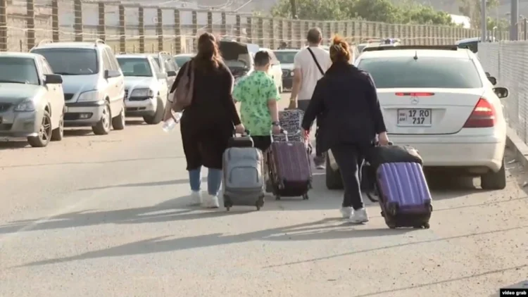 ABŞ vətəndaşları dərhal İranı tərk etməlidir!