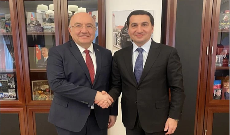 Hikmət Hacıyev səfir Mehmet Samsarla görüşüb FOTO