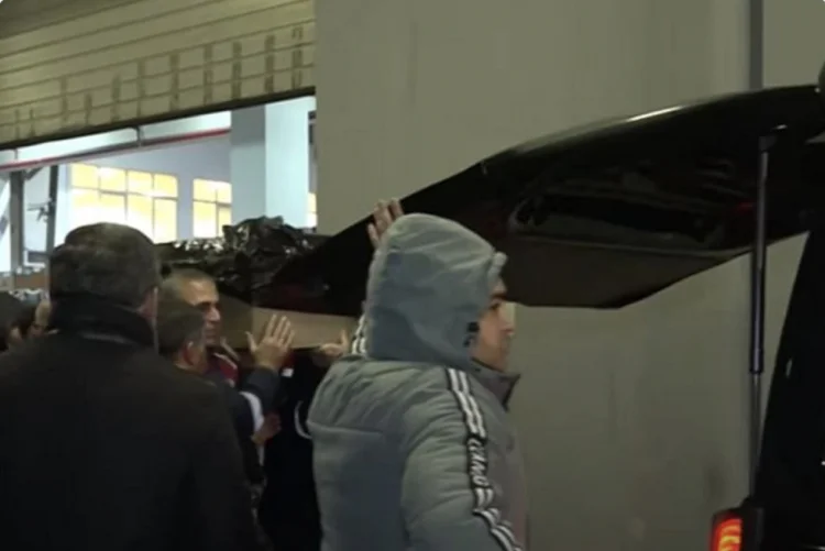 Fəzail Ağamalı ilə Heydər məscidində vida mərasimi keçirilib