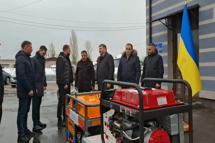 Ukraynaya göndərilən generatorlar İrpen şəhərinə verilib