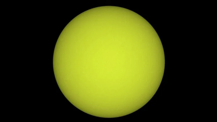 Alimlər Günəşin qəribə davranışı barədə məlumat veriblər