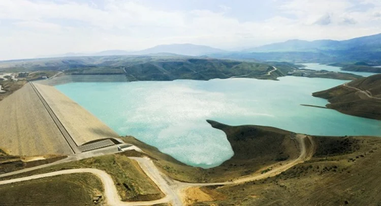 Ölkənin təxminən 1 ildən bir qədər artıq su ehtiyatı var