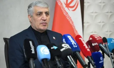 İran Hörmüz boğazını bağlamayıb, amma bağlaya bilər