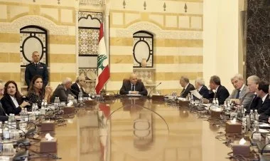 Livan hökuməti Hizbullahın hərbi fəaliyyətini qadağan edib