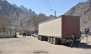 Yükdaşıyanlar İrandan tranzit ölkə kimi istifadə etmirlər