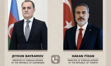 Ceyhun Bayramov Hakan Fidanla telefonla danışıb