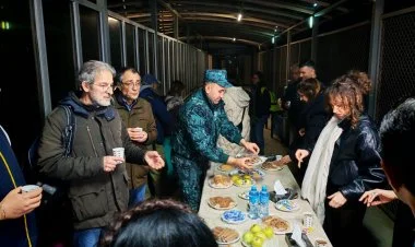 İrandan Azərbaycan sərhədi vasitəsiylə təxliyə davam edir