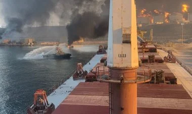 Hörmüz boğazındaki real vəziyyəti göstərən şəkil yayılıb