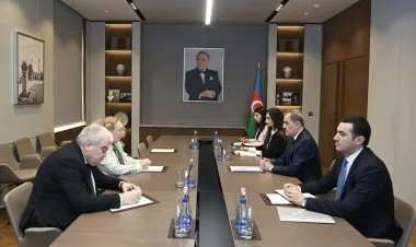 Ceyhun Bayramov  Tatyana Valovaya ilə görüşüb