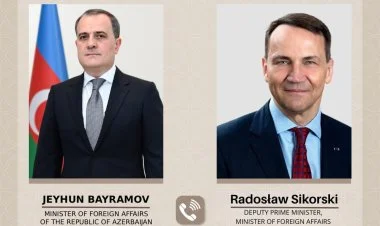 Polşanın XİN rəhbəri Şikorski Ceyhun Bayramova zəng edib