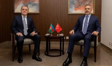 Ceyhun Bayramov Hakan Fidanla Ər-Riyadda görüşüb