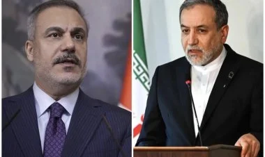 Hakan Fidan və Abbas Araqçı zəngləşiblər