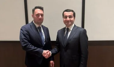 Hikmət Hacıyev Macarıstan Baş nazirinin müşaviri ilə görüşüb