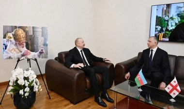 Əliyev Gürcüstan səfirliyində II İlyanın xatirəsini anıb