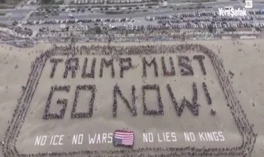 ABŞ-da minlərlə insan Trampa qarşı etiraza çıxıb