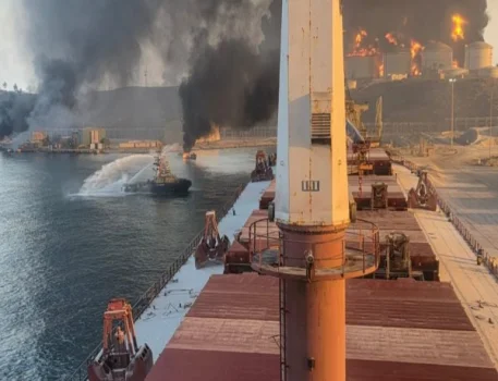 Hörmüz boğazındaki real vəziyyəti göstərən şəkil yayılıb