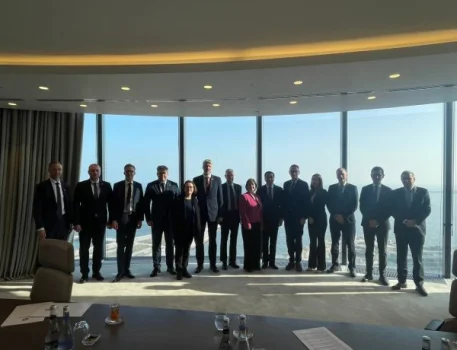 Hikmət Hacıyev NB8 ölkələrin XİN-ləri ilə görüşüb