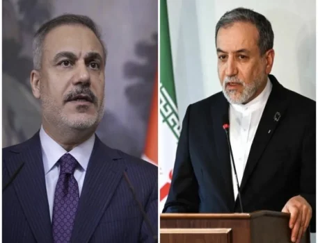 Hakan Fidan və Abbas Araqçı zəngləşiblər