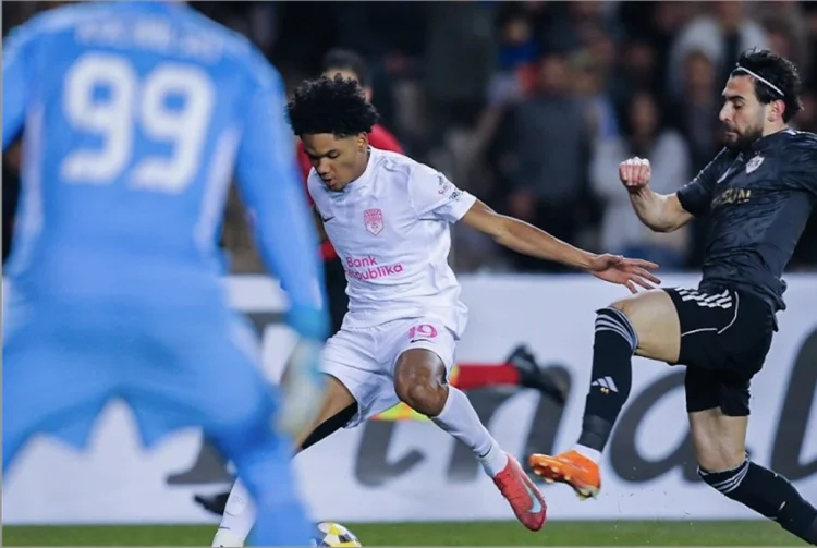 "Qarabağ" "Sabah"a 0:3 uduzaraq oyunu heç-heçə bitirdi