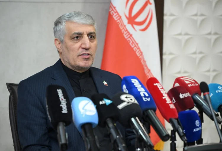 İran Hörmüz boğazını bağlamayıb, amma bağlaya bilər