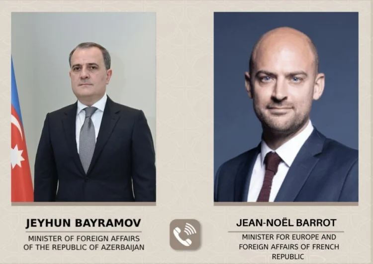 Jan-Noel Baro Ceyhun Bayramovla telefonla  danışıb