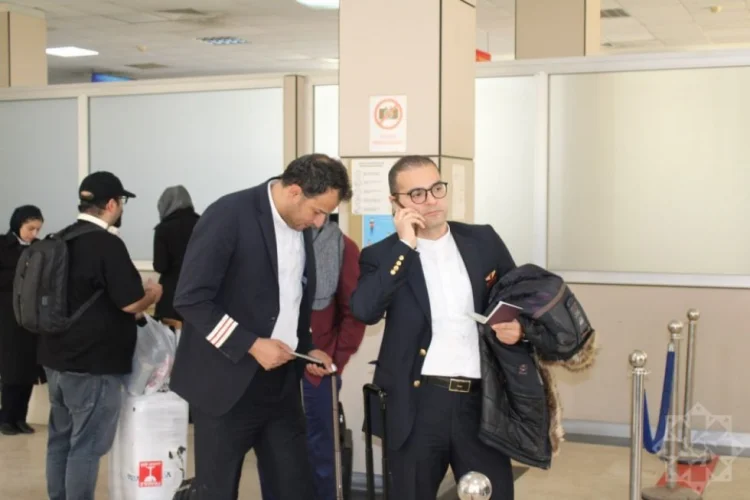 İranlı pilotlar Azərbaycan quru yolu ilə vətənlərinə döndü