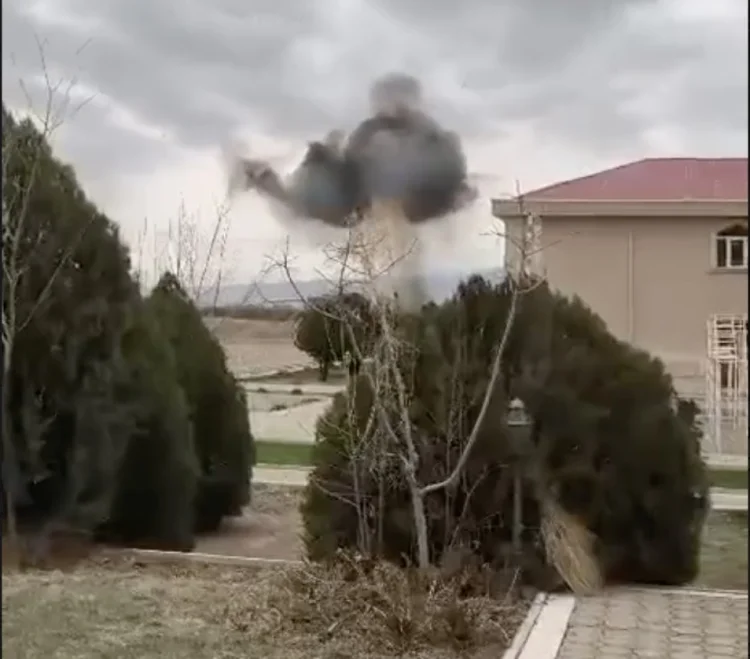 Naxçıvanda məktəb yaxınlığına düşən dronun qalıqları