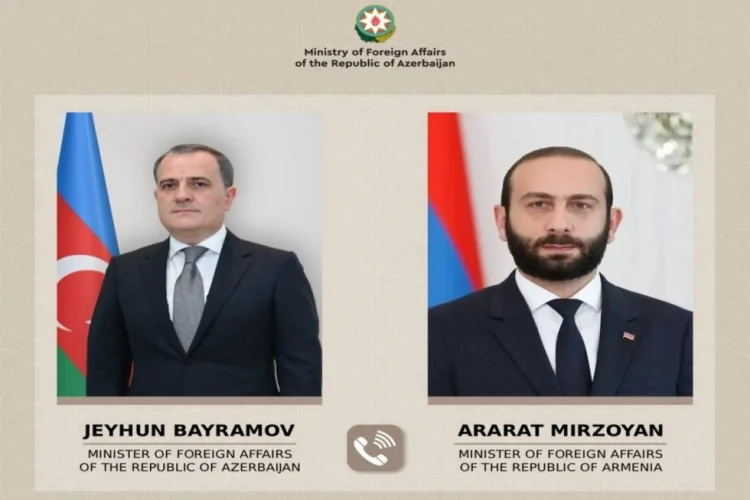 Ceyhun Bayramov Ararat Mirzoyanla telefonla danışıb