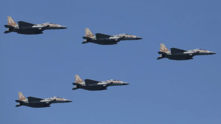 İsrailin 50 qırıcısı Tehranın mərkəzini cəhənnəmə döndərdi