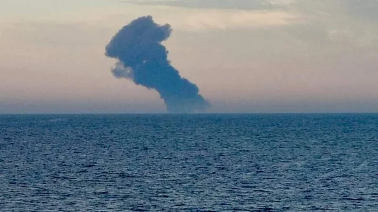 İran Küveyt sahillərində ABŞ tankerinə hücum edib