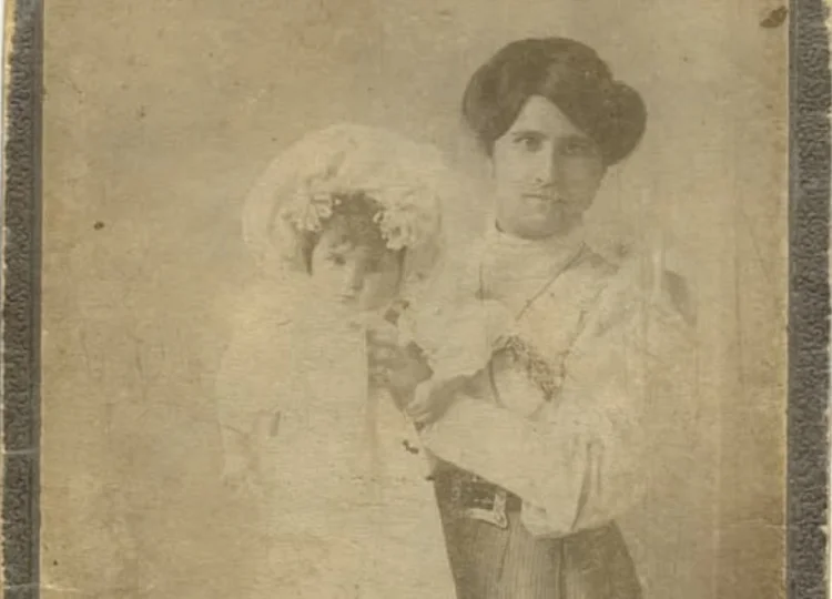 Azərbaycanın ən Xoşbəxt və ən Bədbəxt xanımı