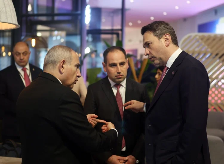 Türkiyə və Ermənistan bir sıra məsələləri müzakirə ediblər