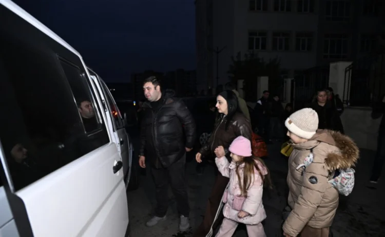 Xocavənd və Xanabad kəndinə növbəti köç karvanları yollanıb